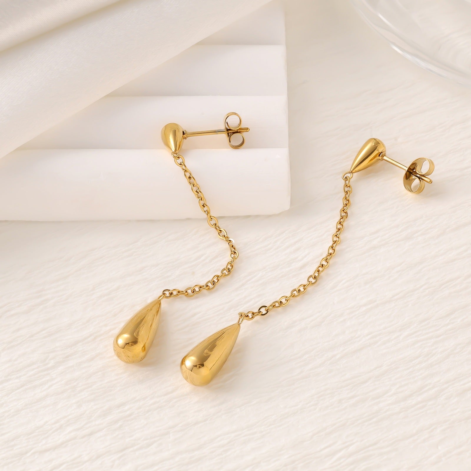 Fashion Geometric Stud Earrings