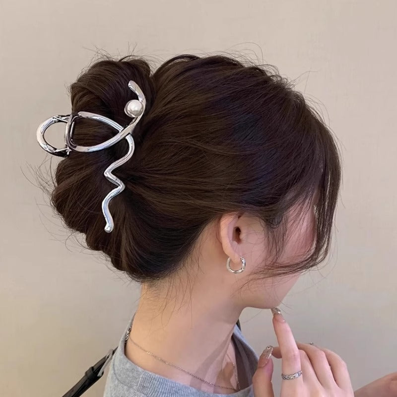 fashion Joker back head hair shark clip