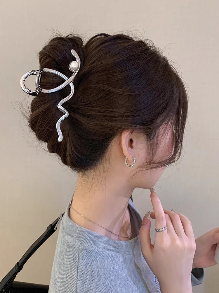 fashion Joker back head hair shark clip