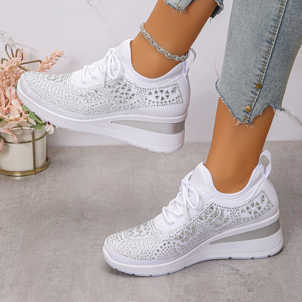 Fashion Lace-Up Casual Shoes for Women – Wholesale for Commuting and Sports
