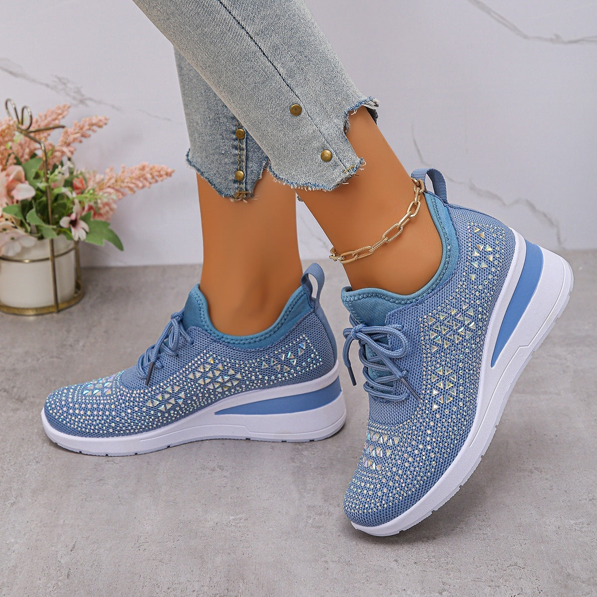Fashion Lace-Up Casual Shoes for Women – Wholesale for Commuting and Sports