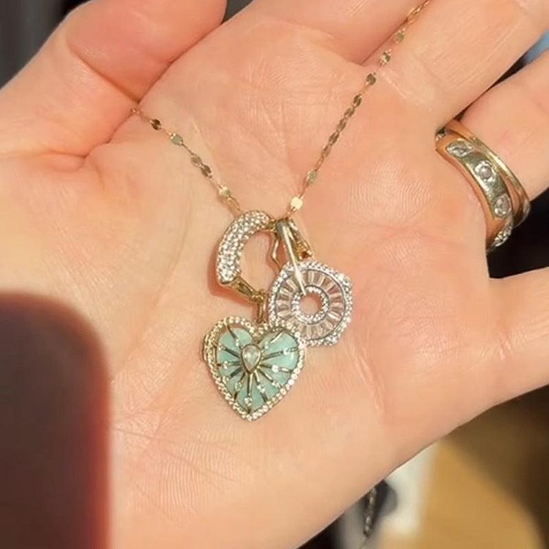 fashion necklace