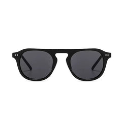 Black Frame Gray Lens