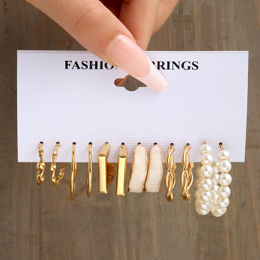 Fashion Pearl and Alloy Earrings Set