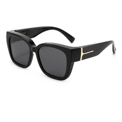 Fashion Polarized Clip-On Sunglasses Square Frame