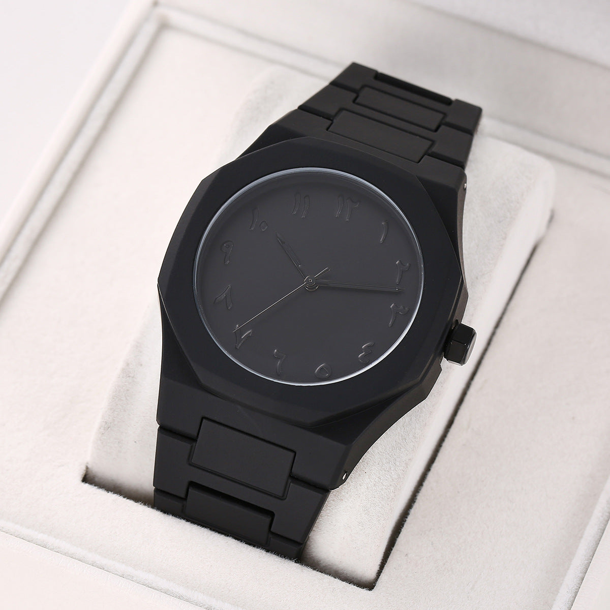 Fashion Quartz Watch with Waterproof Design
