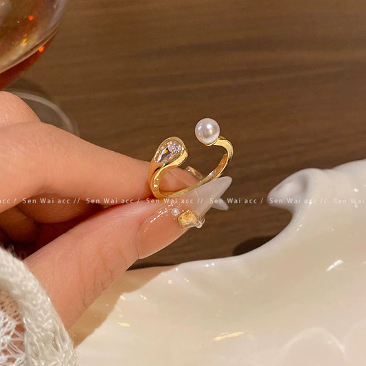 Fashion ring