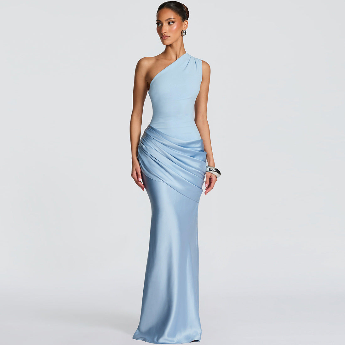 Fashion Solid Color One-Shoulder Dress