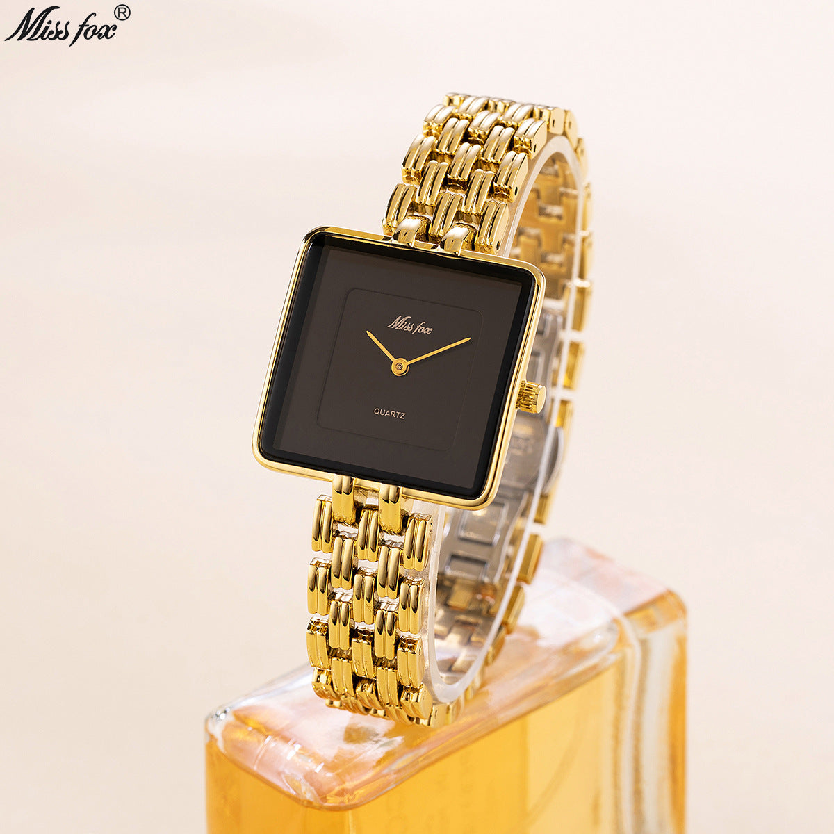 Fashion Square Quartz Watch for Women.
