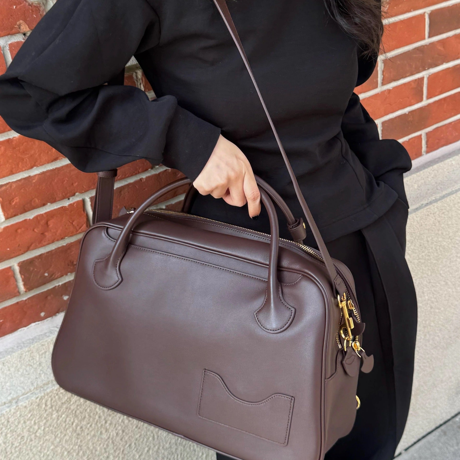 Fashion Versatile Dark Pocket Bowling Large Capacity Shoulder Bag