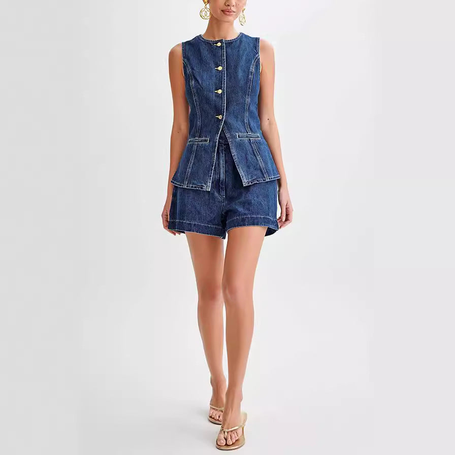 Fashionable and casual sleeveless high-waisted women's denim shorts
