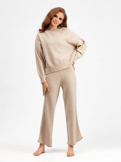 Fashionable casual knit pants