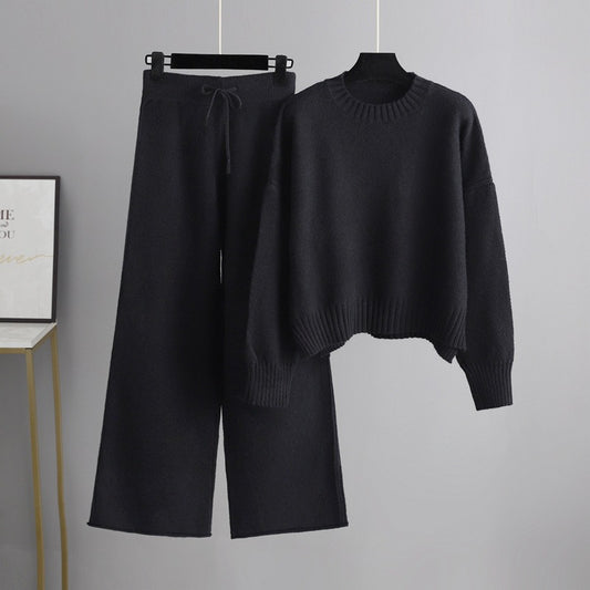 Fashionable casual knit pants