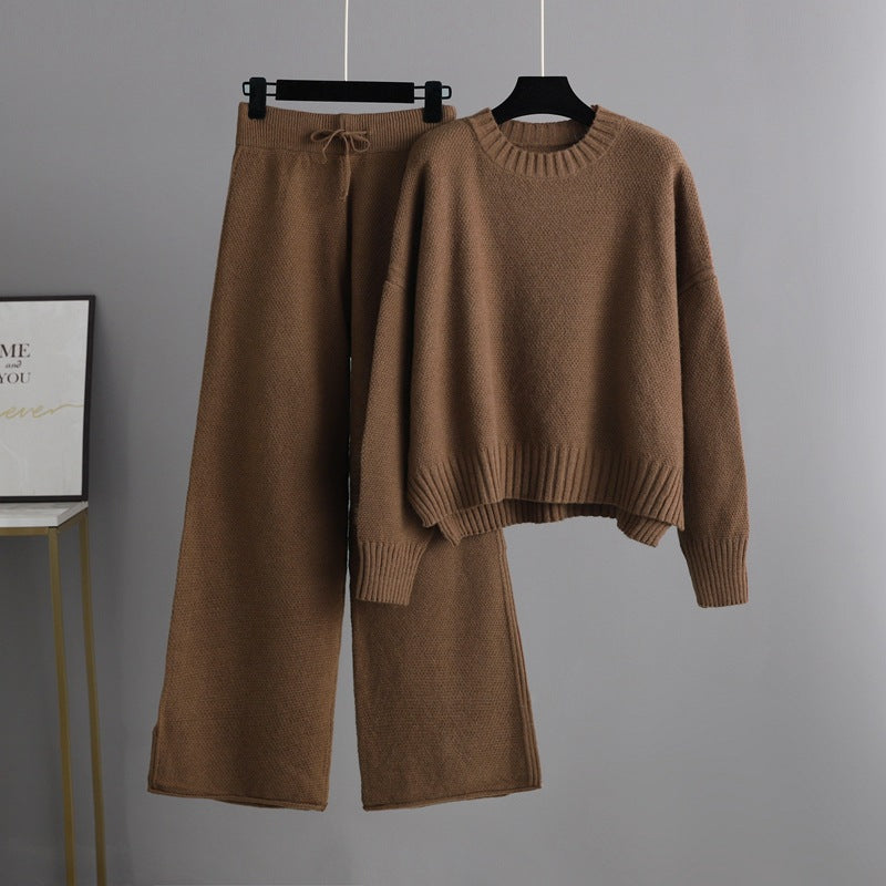 Fashionable casual knit pants