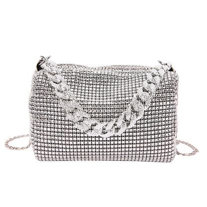 Fashionable crossbody bag