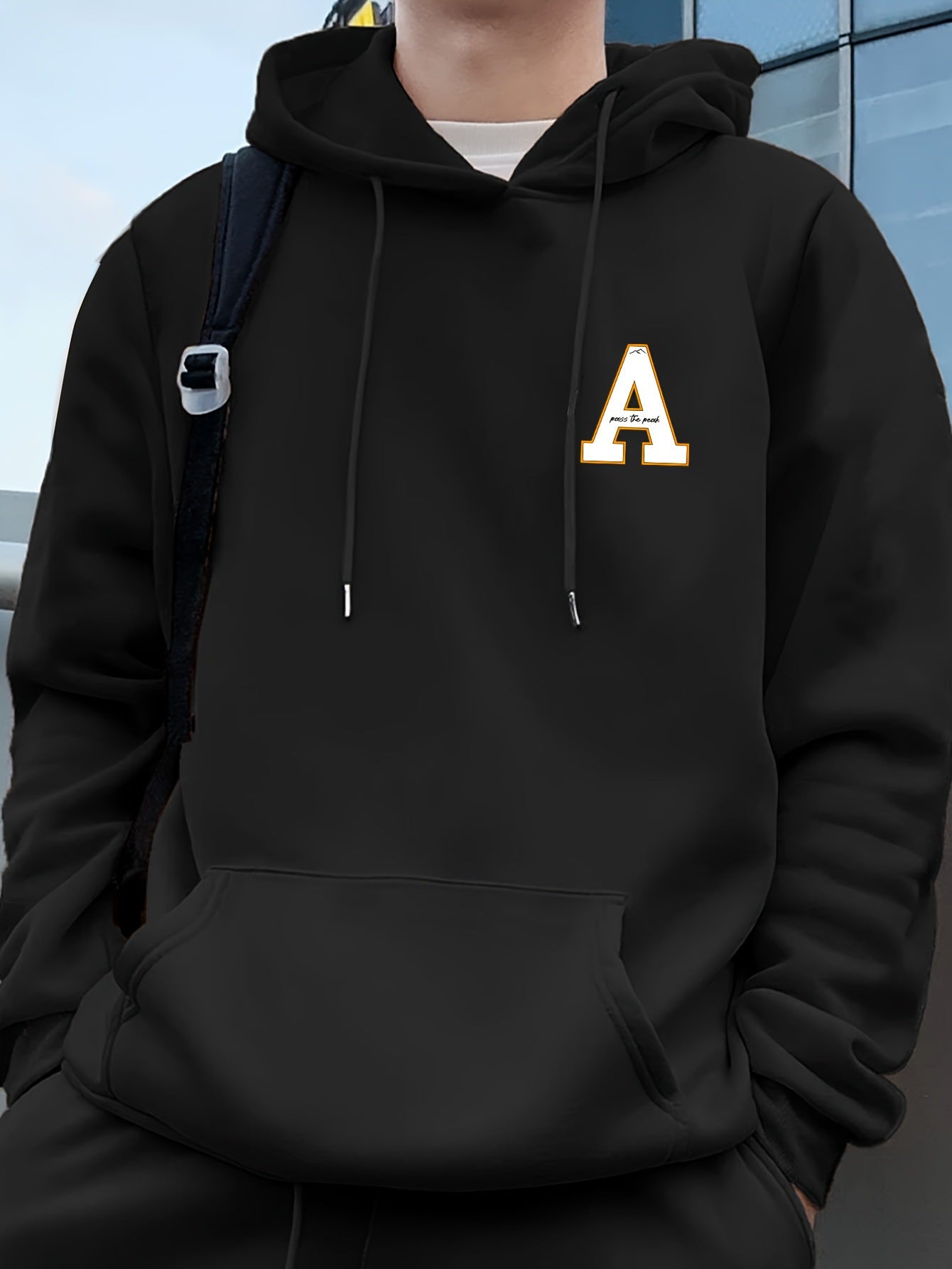 Fashionable drawstring pullover