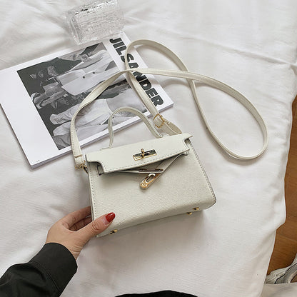 Fashionable Handheld Bag