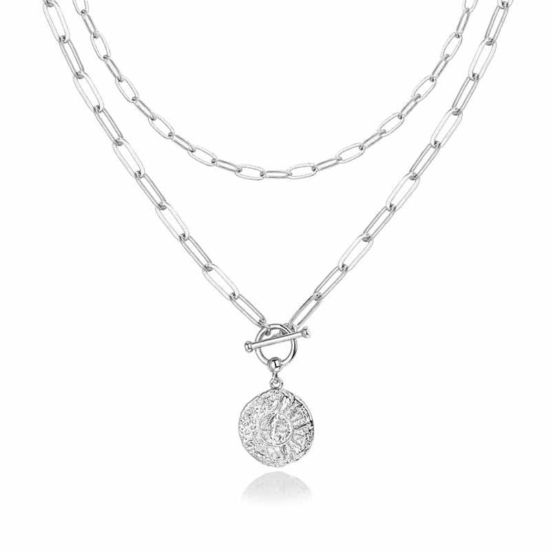 Fashionable necklace accessory