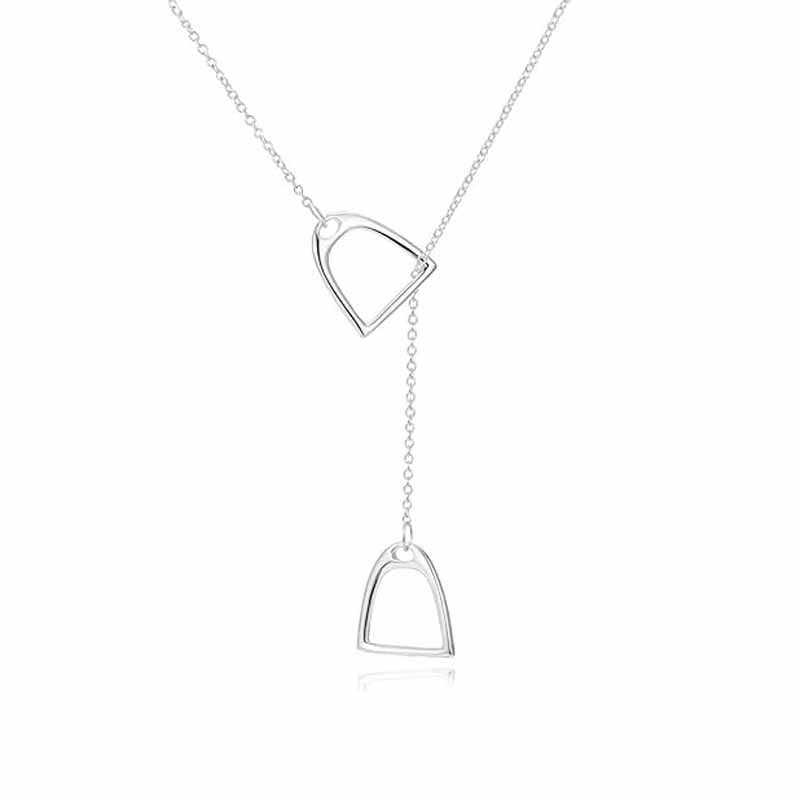 Fashionable necklace accessory