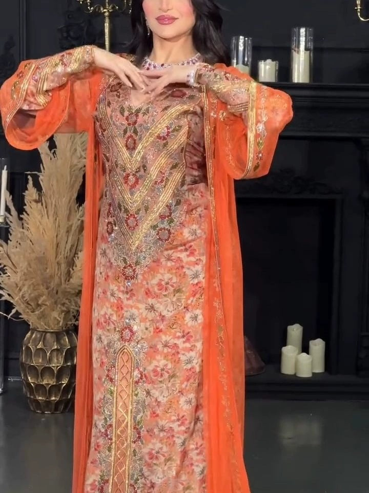 Fashionable printed women's dress