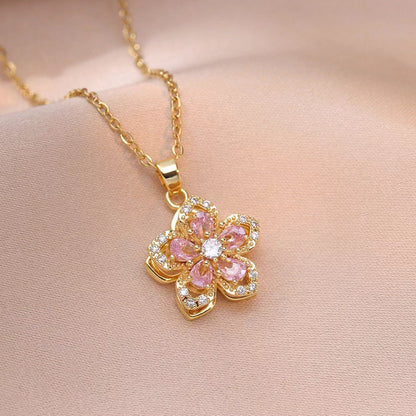 Fashionable retro-style clavicle necklace