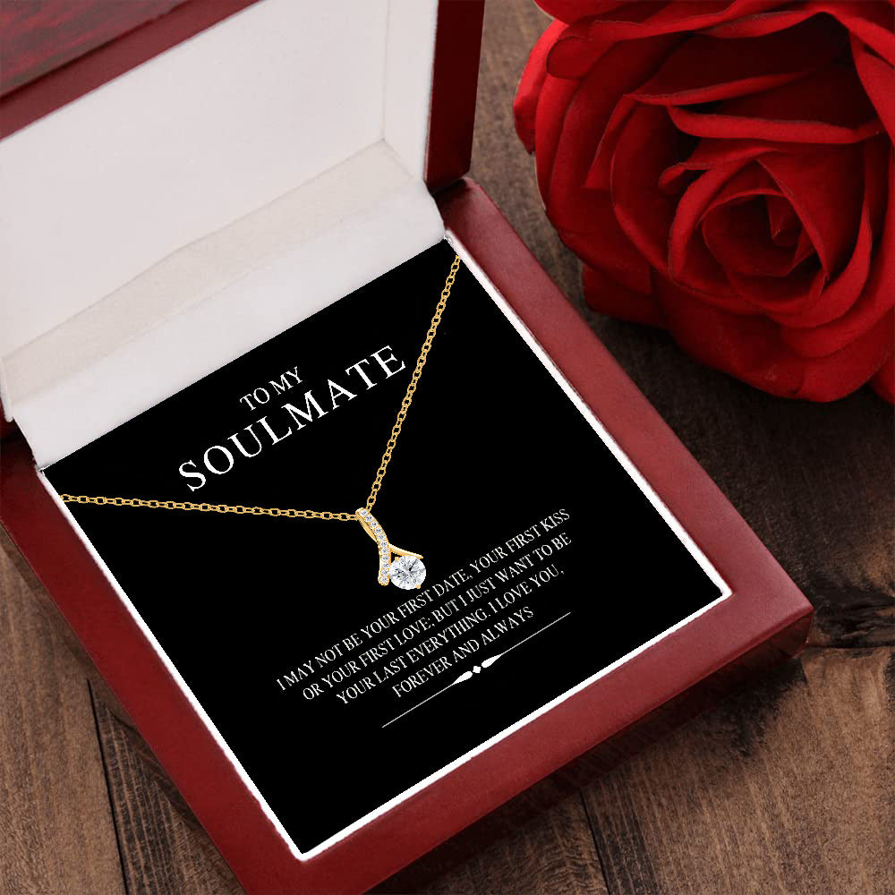 Fashionable Rhinestone Pendant