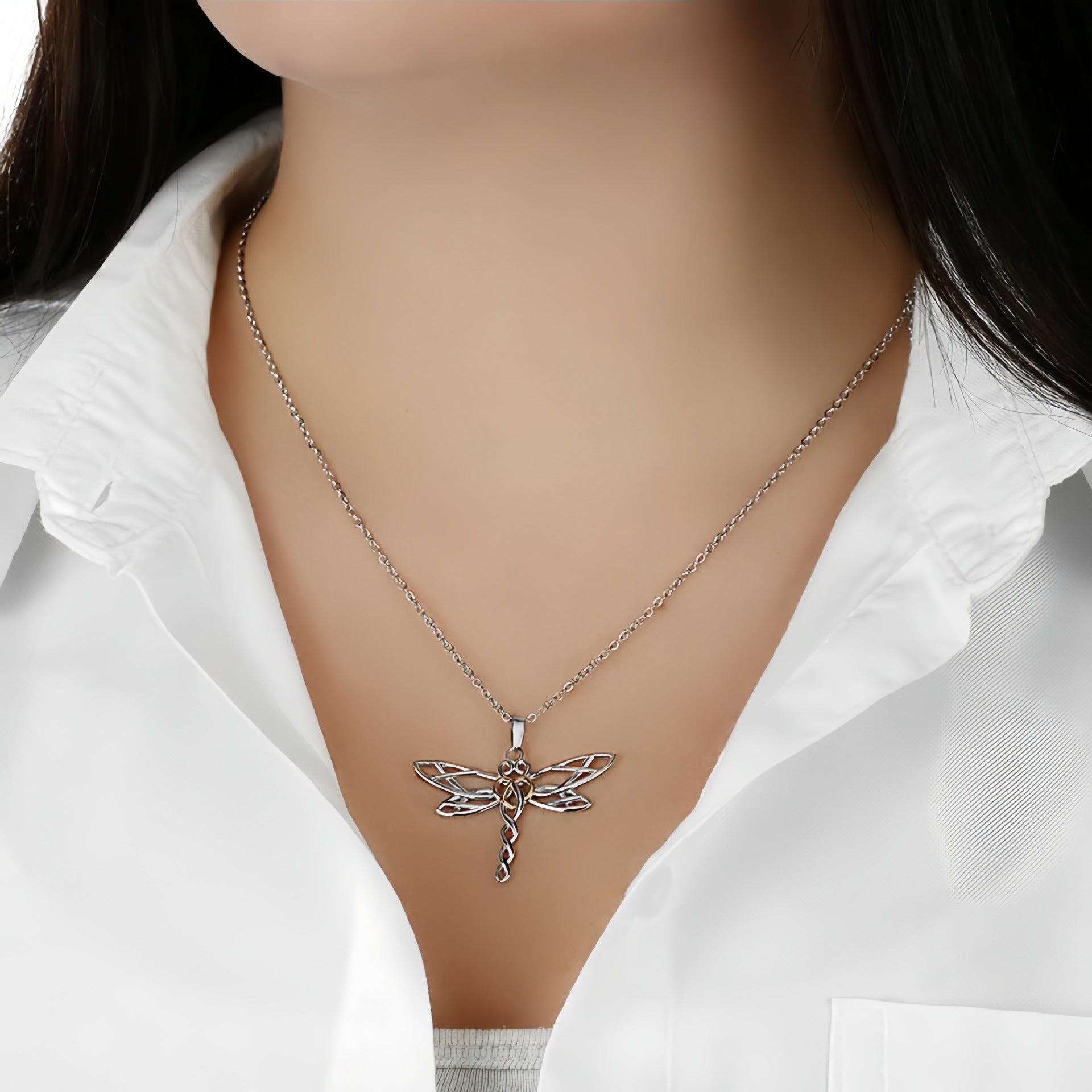 Fashionable Rhinestone Pendant