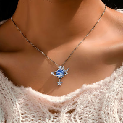 Fashionable Rhinestone Pendant