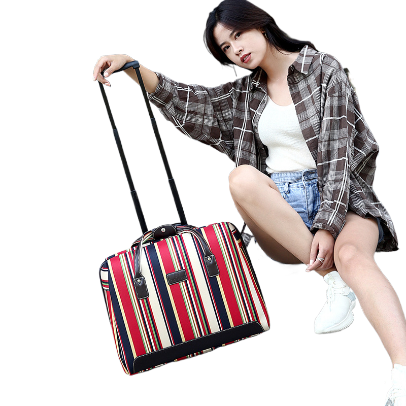 Fashionable rolling suitcase set