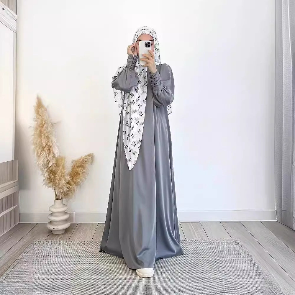Fashionable satin grand hem dress