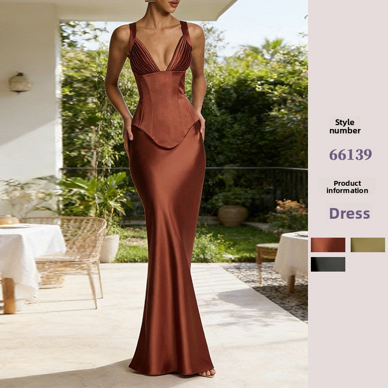Fashionable, sexy, versatile pencil dress