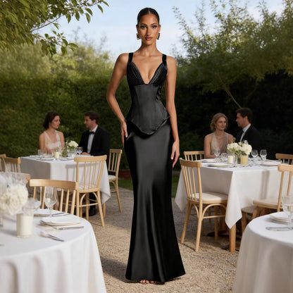 Fashionable, sexy, versatile pencil dress