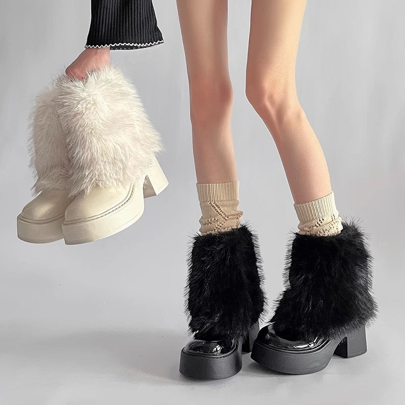 Fashionable short boots