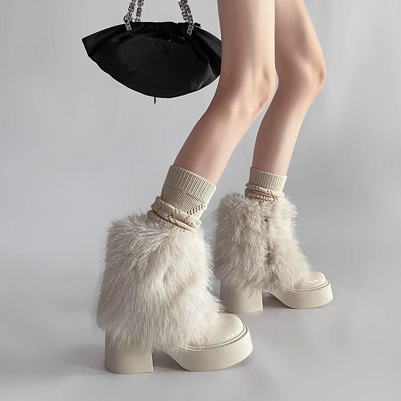 Fashionable short boots