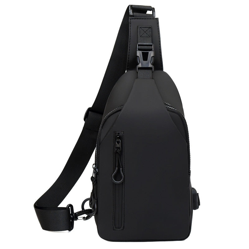 Fashionable shoulder and crossbody bag