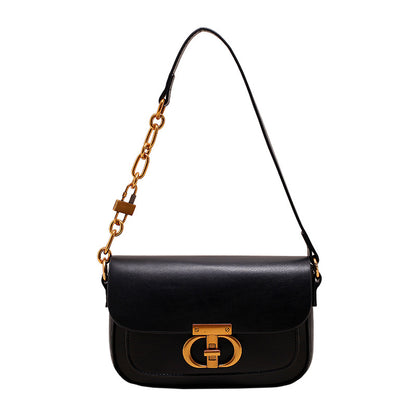 Fashionable small clutch bag