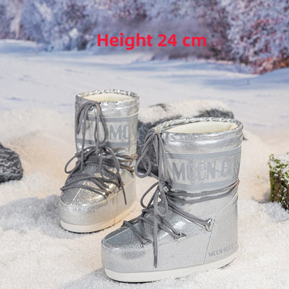 Fashionable snow boots