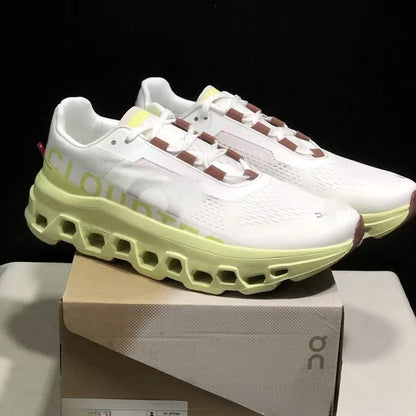 Fashionable sports shoes