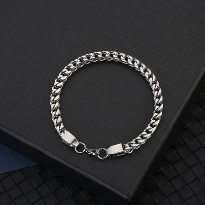 Fashionable stainless steel bracelet