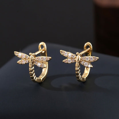 Fashionable stud earrings, versatile