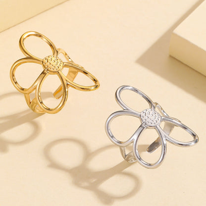 Fashionable versatile ring