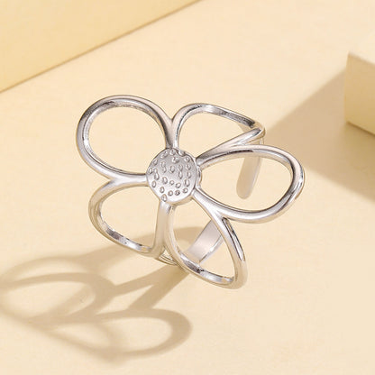 Fashionable versatile ring