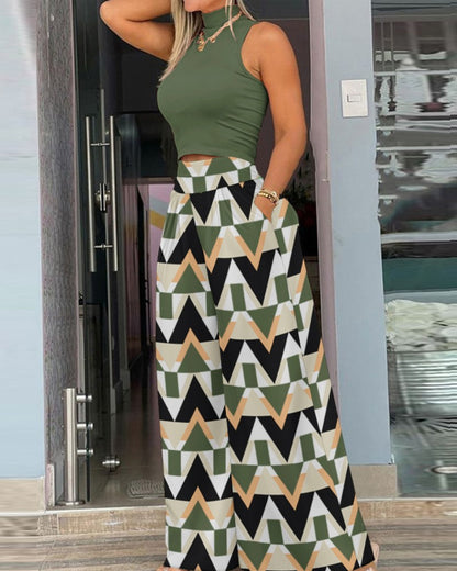 Fashionable women's wear with vests and trousers