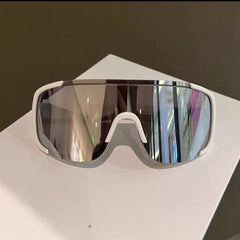 White Frame White Mercury
