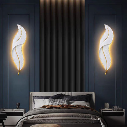 Feather Wall Lamp