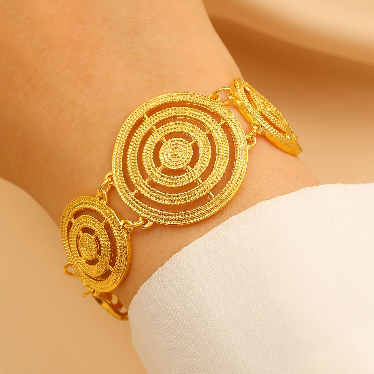 Featured Multi-layer Necklace