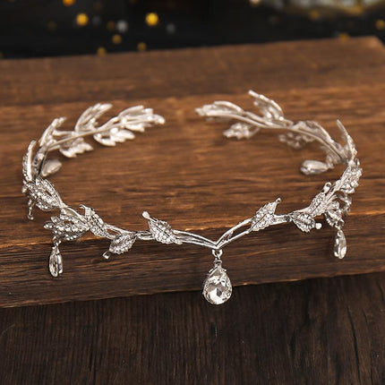 Water Drop Crown Forehead Ornament – Elegant & Stylish