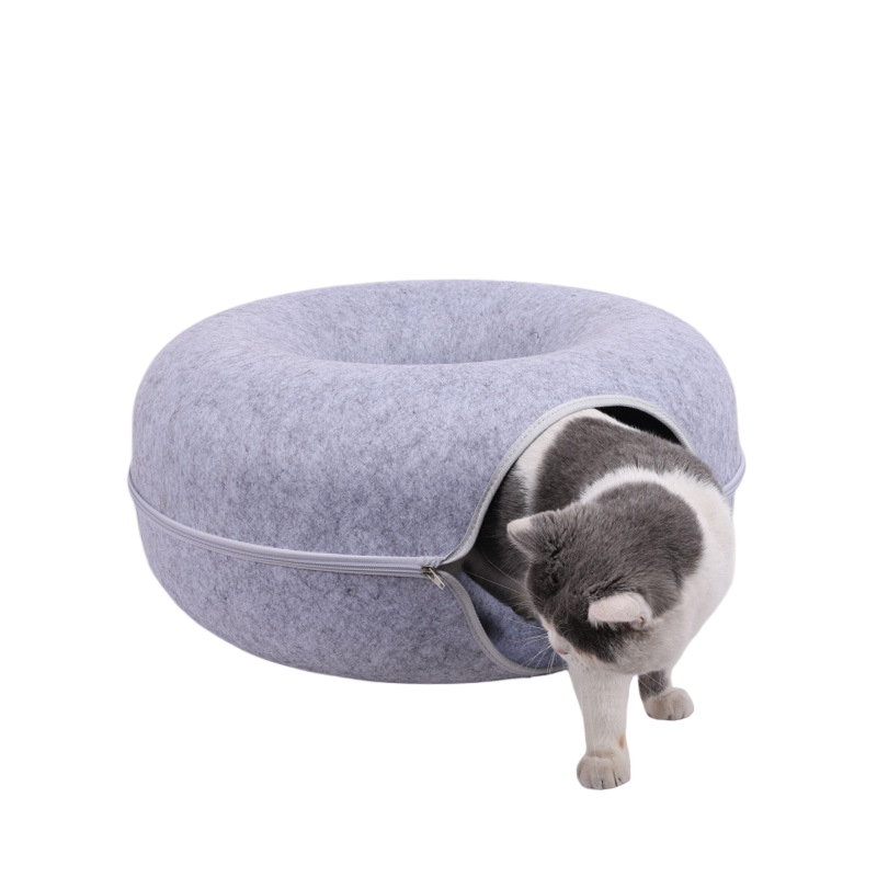 Felt cat bed