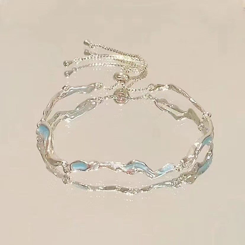 Feminine and exclusive women's jewelry pieces