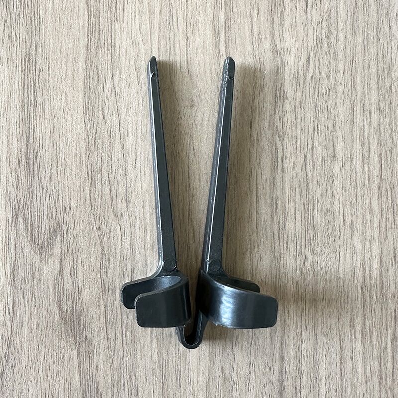 Finger Clips for Lazy Auxiliary Chopsticks